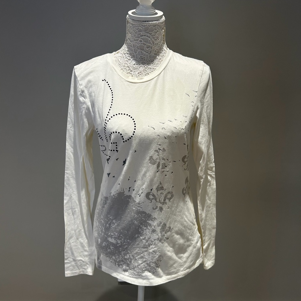 Kenneth Cole White Long Sleeve Tee with Gray Accents